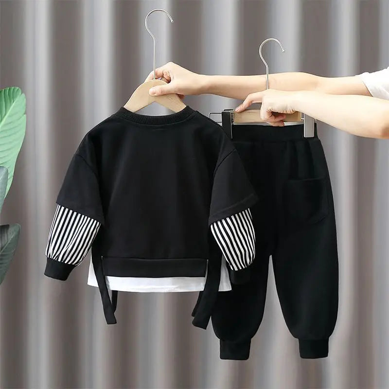 2Pcs 2026 New Style Autumn Winter Baby Boys Long Sleeve Sweatshirt &Pant Casual Sports Suit Western Fashion Clothes Set For 1-3Y